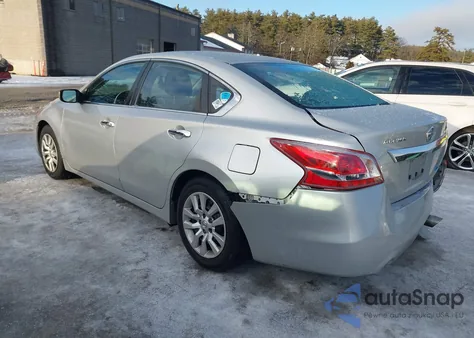 2013 Nissan Altima 2.5 S z USA, uszkodzony, nr VIN 1N4AL3APXDC232897